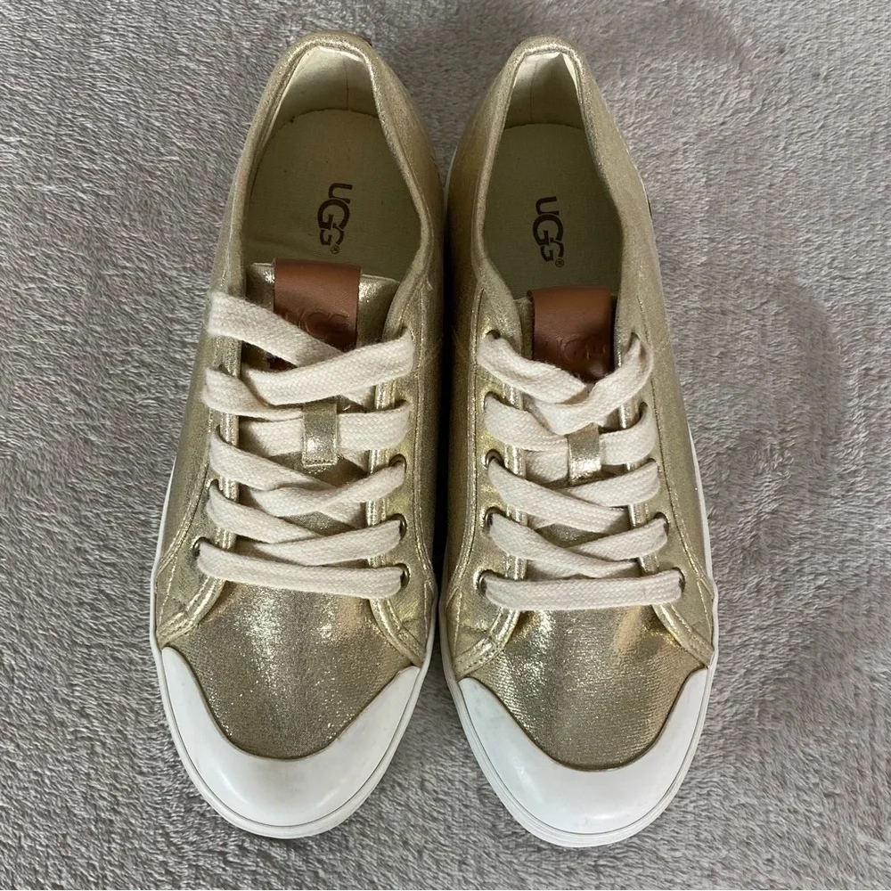 UGG‎ Shoes Girls Size 6 Gold Metallic Low Top Lace Up Casual Sneakers 1011823K